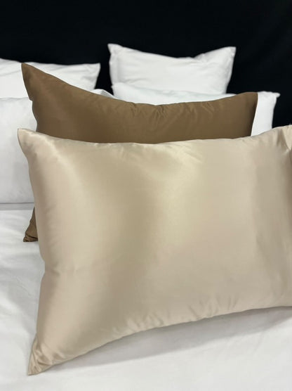 Taie d'oreiller en soie rectangle caramel