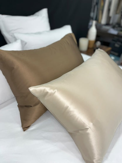 Taie d'oreiller en soie rectangle caramel